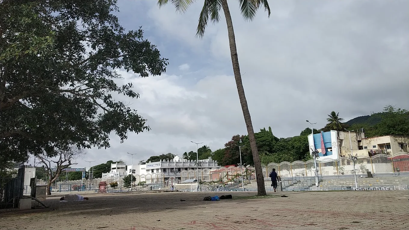 Karnataka Pravasi Soudha Tirumala accommodation photo